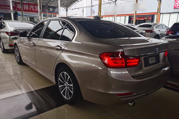 Used BMW 3 Series 2015 316Li Fashion Model
