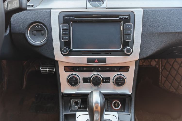 Used Volkswagen FAW-Volkswagen CC 2015 1.8TSI Luxury Model
