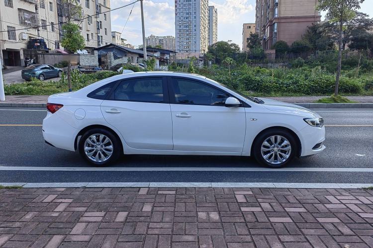 Used Buick GT 2018 15T Dual-Clutch Elite Model China V Standard

