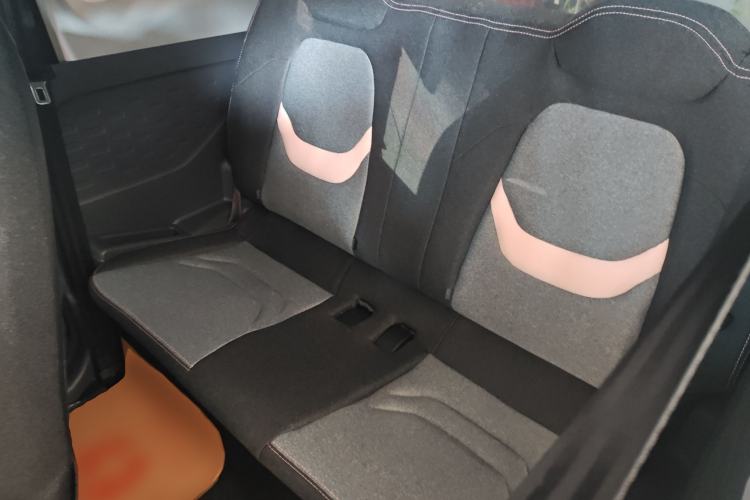 Used Chery QQ Ice Cream 2022 120km Conical Shape Lithium Iron Phosphate
