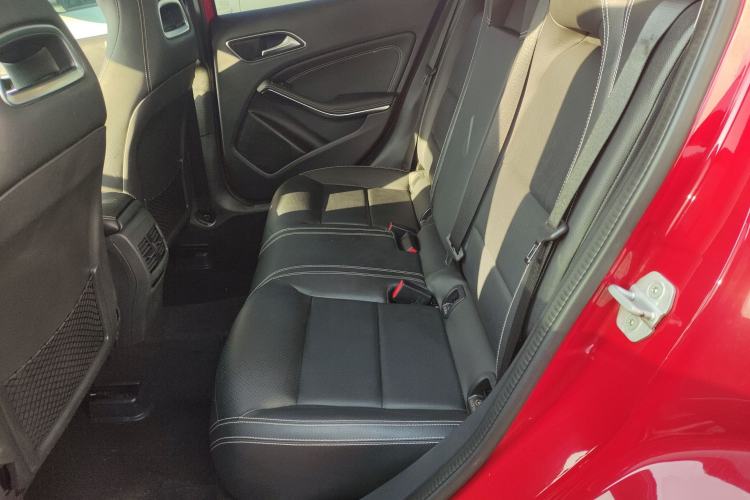 Used Mercedes-Benz GLA 2015 GLA 200 Fashion Model