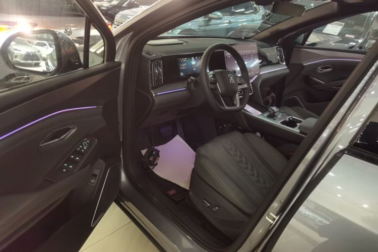 Used BYD Song L DM-i 2025 Intelligent Driving Version 112 km Beyond-Range Type
