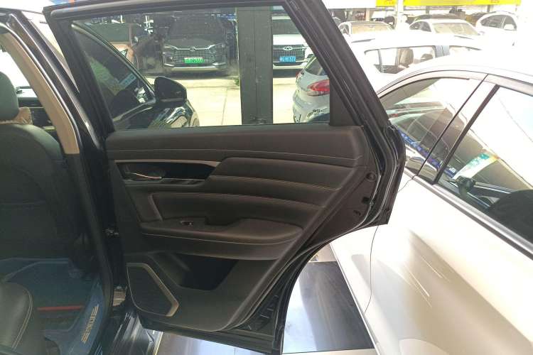 Used Venucia Star 2020 260T Automatic 48V Mild Hybrid Turbocharged Star Edition
