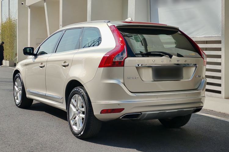 Used Volvo XC60 2017 T5 Smart Upgrade Edition