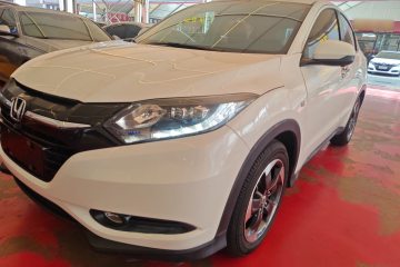 Used Honda Vezel 2017 1.8L CVT Front-Wheel Drive Pioneer Edition