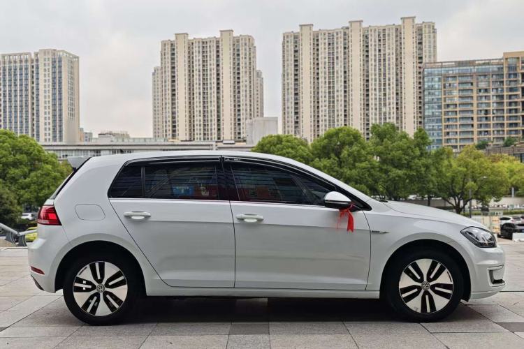 Used Volkswagen Golf Pure Electric 2020 Chari
