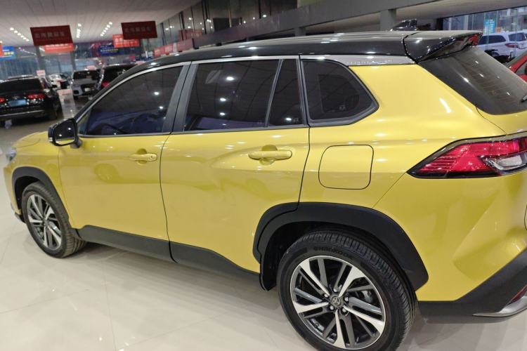 Used Toyota FRONTLANDER 2022 2.0L CVT Luxury PLUS Edition
