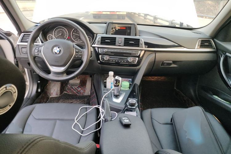 TDK.VehicleDetails.img