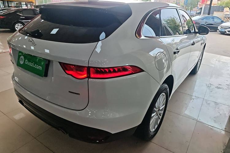 Used Jaguar F-PACE 2018 2.0T Two-Wheel Drive Urban Deluxe Edition
