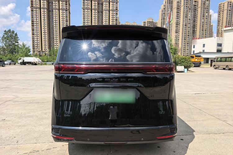 Used Denza D9 2022 DM-i 945 Luxury Model
