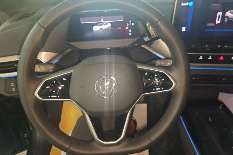 Used Volkswagen ID.4 CROZZ 2024 PRO Model
