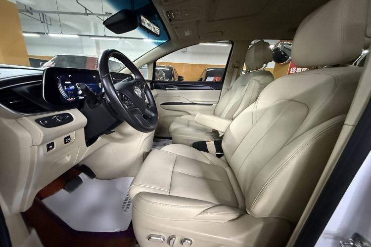 Used Buick GL8 2022 ES Landtrek 653T Luxury Edition
