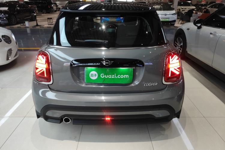 Used  MINI 2022 1.5T COOPER Classic Edition