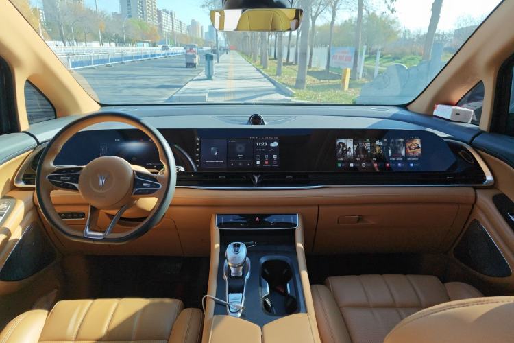 Used VOYAH Dream 2024 PHEV Extended-Range Premium Edition