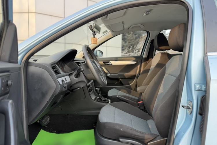 Used Volkswagen Lavida 2014 1.4 TSI DSG BlueMotion Technology Version
