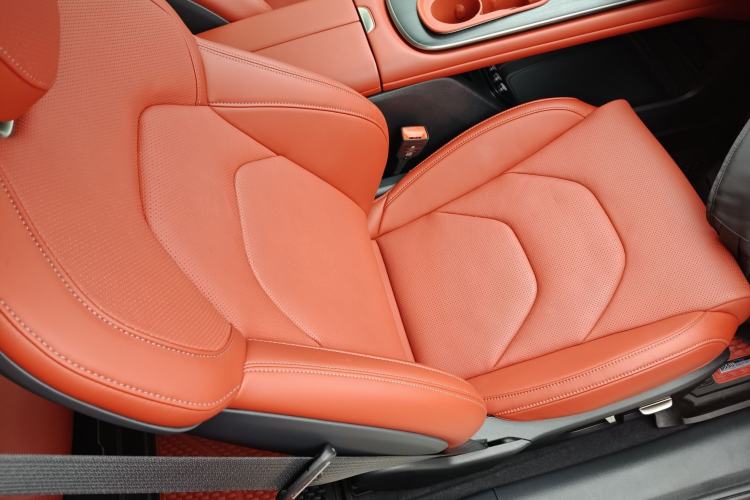 Used  SU7 2024 Four-Wheel Drive Ultra-Long Range Advanced Intelligent Driving Max Edition
