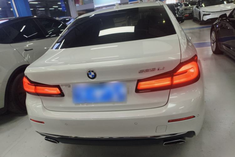 Used BMW 5 Series 2022 Restyled 525Li Luxury Package
