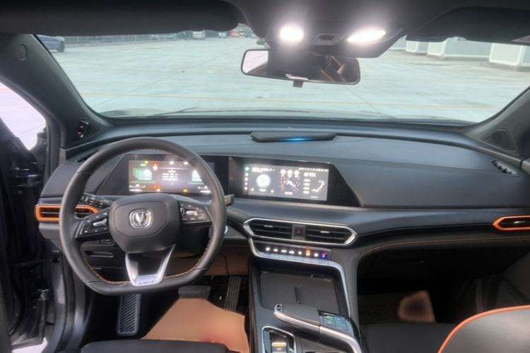 Used Changan UNI-T 2022 1.5T Prestige Version
