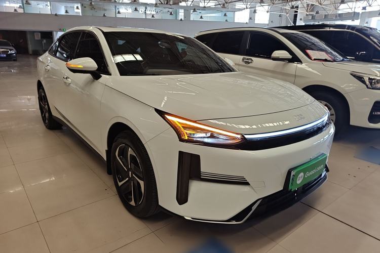 Used Geely Galaxy L6 2025 EM-i 140km Explorer+ Edition
