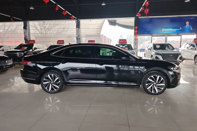 Used Volkswagen Passat 2022 330TSI Elite Edition Custom Version
