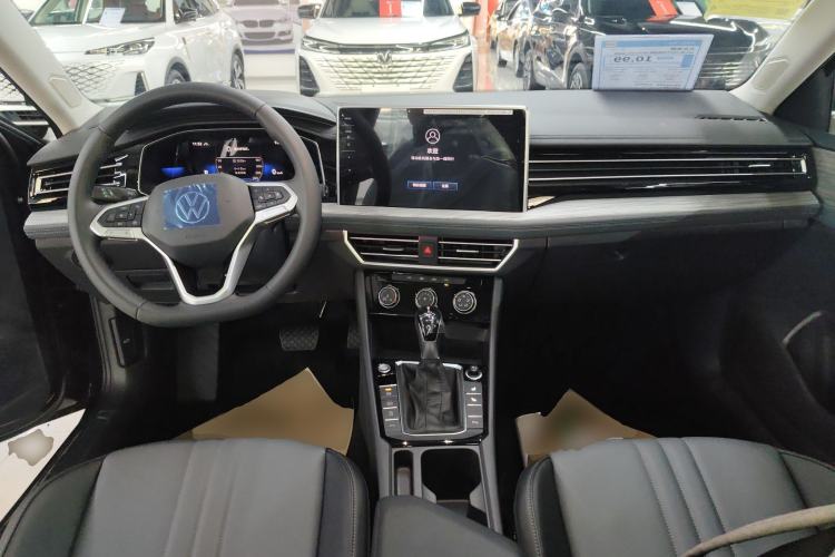 Used Volkswagen Sagitar 
