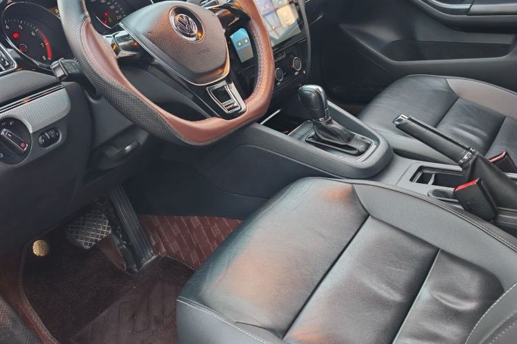 Used Volkswagen Sagitar 2016 230TSI 25th Anniversary Edition