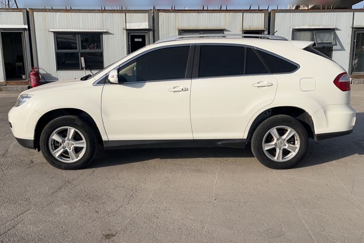 Used BYD S6 2014 2.0L Manual Luxury 5-Seater
