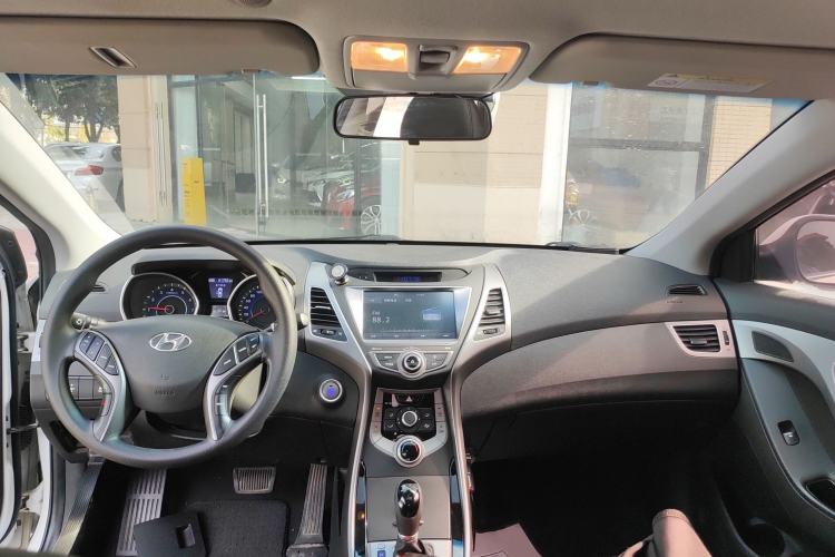 Used Hyundai Elantra 2016 1.6L Automatic Prestige Edition
