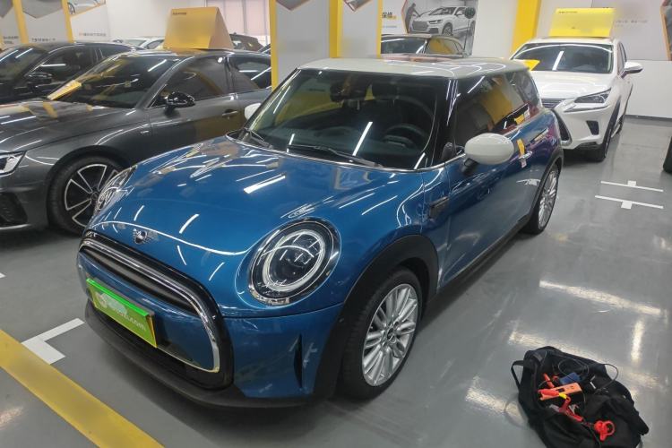 Used MINI MINI 2022 1.5T COOPER Classic Edition