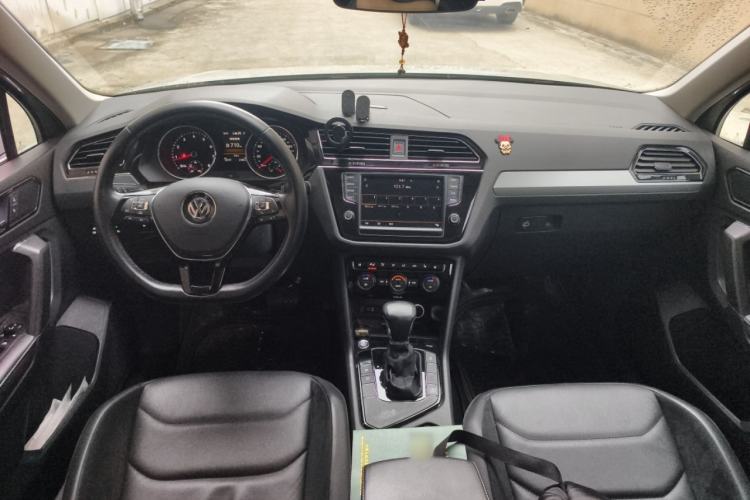 Used Volkswagen Tiguan L 2017 330TSI Automatic Two-Wheel Drive Luxury Edition