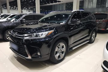 Used Toyota Highlander 2018 2.0T Four-Wheel Drive Prestige Version 7 Seats China V Emission Standard