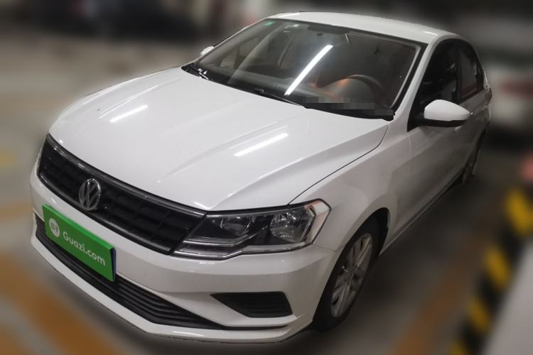 Used Volkswagen Jetta 2019 Dream Edition 1.5L Manual Fashion Version
