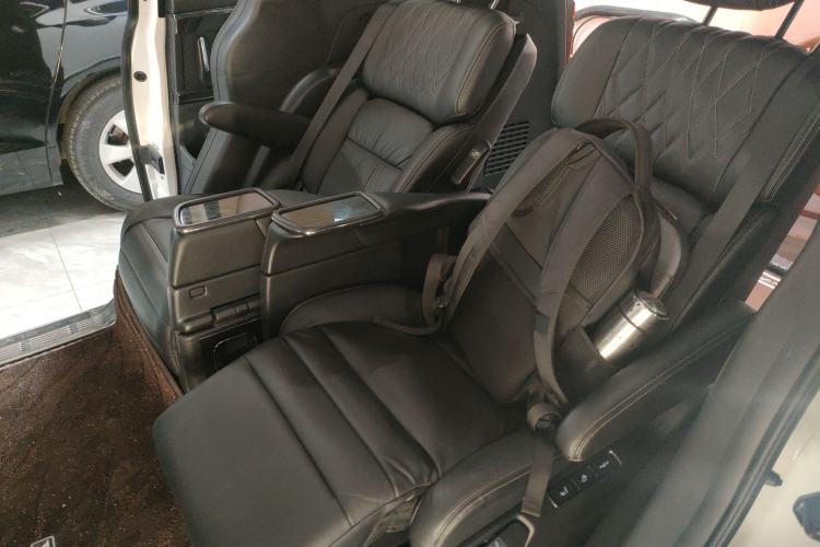 Used Honda Elysion 2019 2.0L Hybrid Luxury Edition
