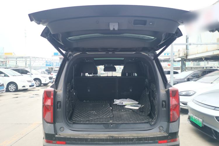 Used GAC Trumpchi GS8 2022 Linghang Series 2.0 TGDI Two-Wheel-Drive Luxury Smart Connectivity Version (7 Seats)
