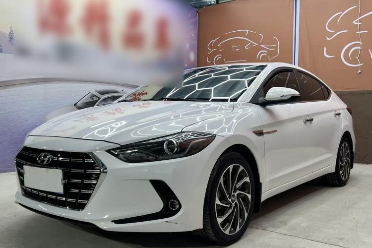 Used Hyundai Elantra 2019 1.4T Dual-Clutch Xuan Dong · Dynamic Model