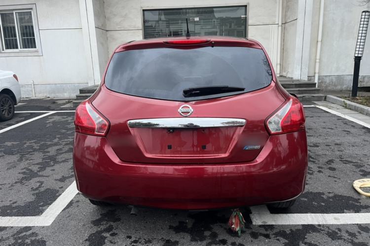 Used Nissan Tiida 2011 1.6L CVT Smart Version
