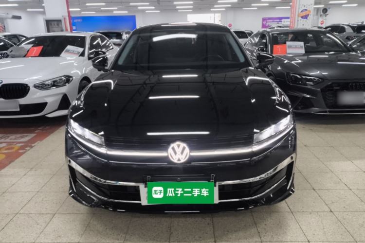 Used Volkswagen Magotan 2024 380TSI DSG Prestige Edition DaMai Package
