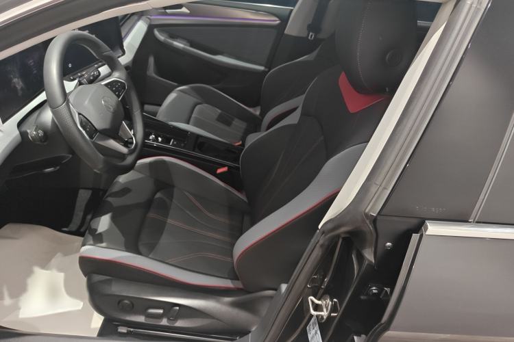 Used Volkswagen Lamando 2024 Lavida L 280TSI DSG Cool & Spicy Edition
