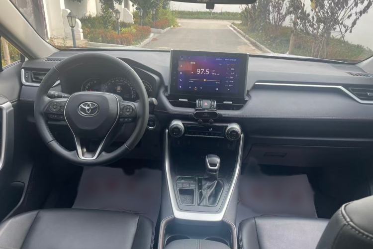 Used Toyota RAV4 2021 2.0L CVT Two-Wheel Drive Fashion PLUS Edition
