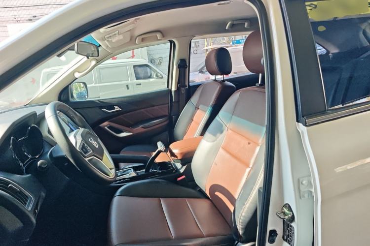 Used JMC Yusheng S350 2016 2.0T Automatic Two-Wheel Drive Gasoline Luxury Edition 5 Seats
