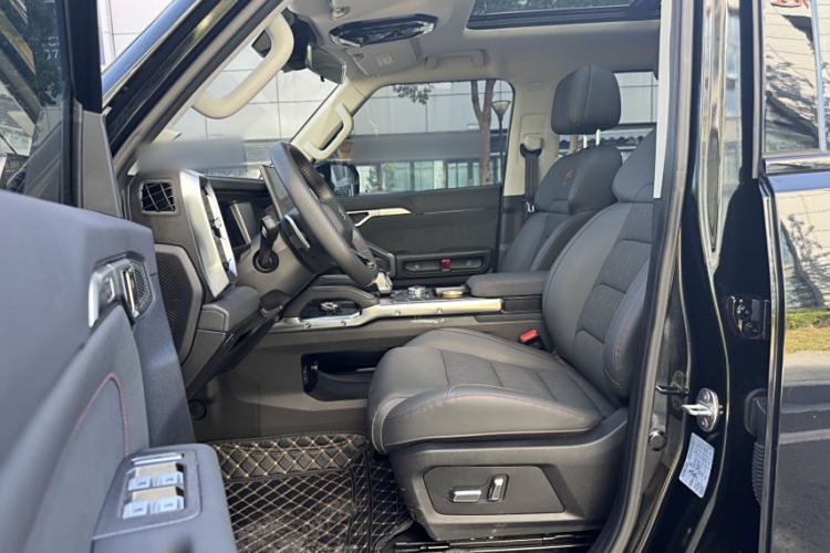 Used Jetour Traveler 2023 2.0T All-Wheel-Drive CrossPRO
