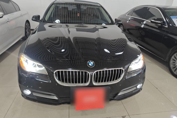 Used BMW 5 Series 2014 520Li Elegant Model
