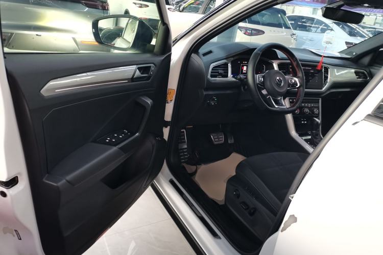 Used Volkswagen T-ROC 2022 280TSI DSG Two-Wheel Drive R-Line Pro PLUS
