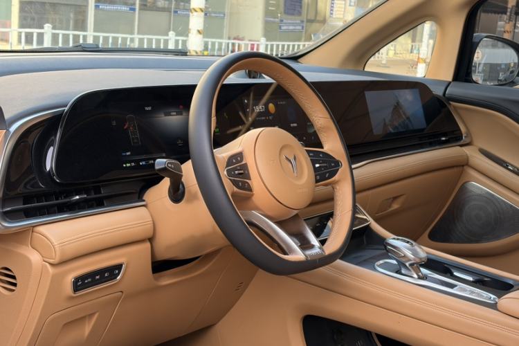 Used VOYAH Dream 2022 Low-Carbon Edition Dream+ Smart Enjoyment Package
