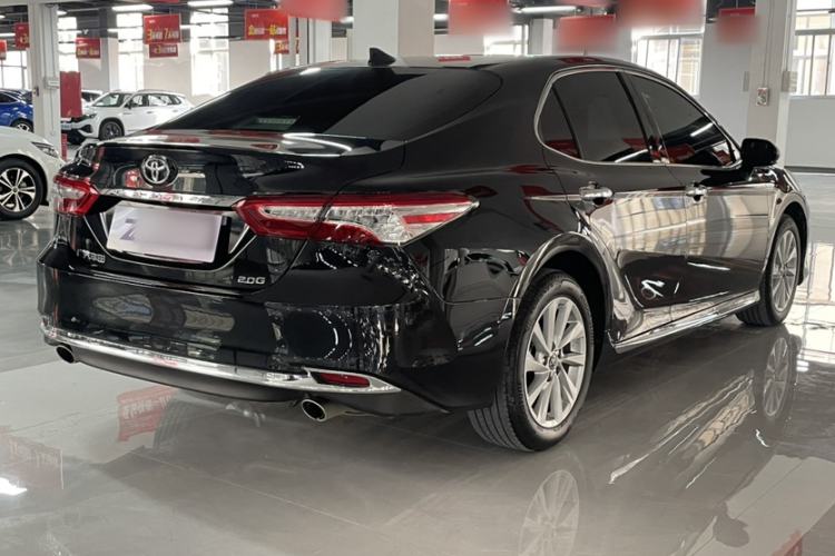 Used Toyota Camry 2023 2.0G Luxury Edition