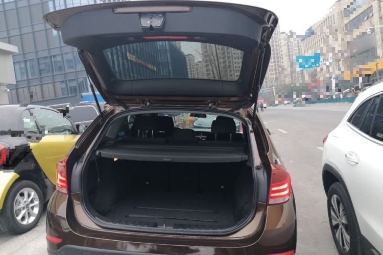 Used BMW X1 2013 sDrive18i Fashion Model
