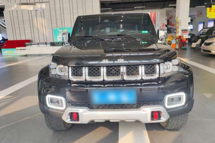 Used Beijing Auto BJ40 2020 2.0T Automatic Four-Wheel Drive Urban Hunter Edition Chivalrous Type
