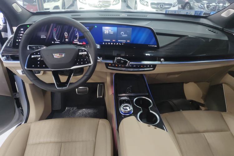 Used Cadillac XT5 2025 2.0T Prestige Version