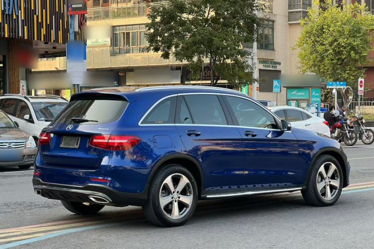 Used Mercedes-Benz GLC 2017 GLC 260 4MATIC Luxury Model