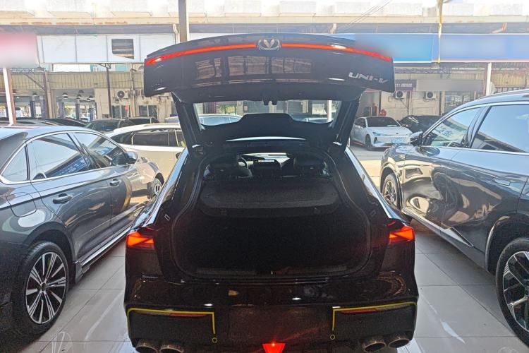 Used Changan UNI-V 2022 1.5T Sport Edition
